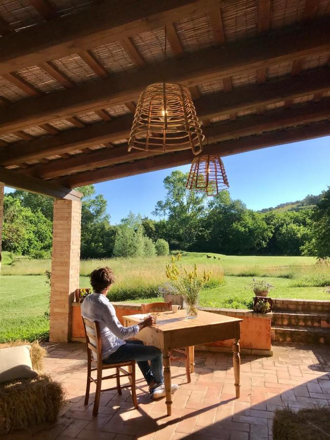 Agriturismo La Sorgente 卡梅拉诺 外观 照片