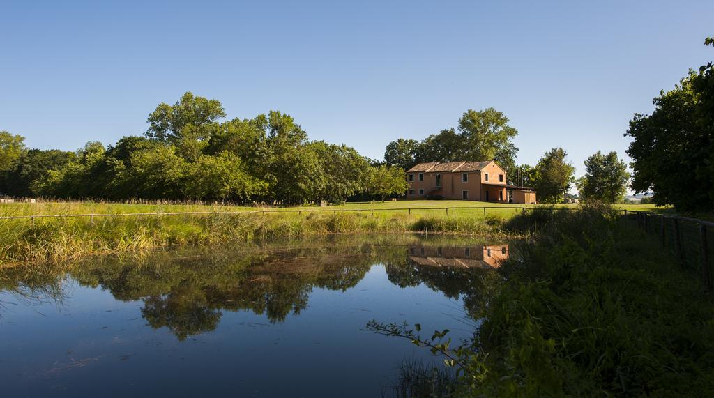 Agriturismo La Sorgente 卡梅拉诺 外观 照片