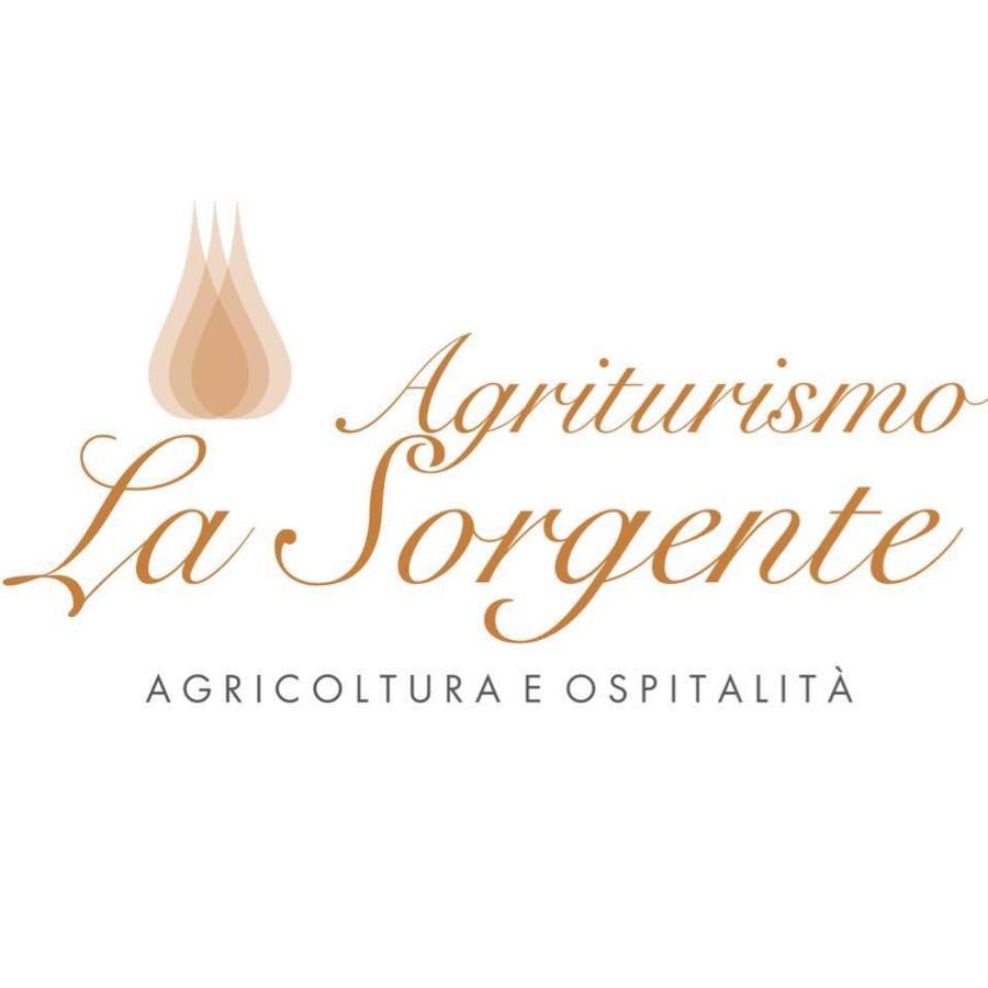 Agriturismo La Sorgente 卡梅拉诺 外观 照片